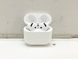 E747067-0 IN EAR APPLE AIRPODS 4 GEN