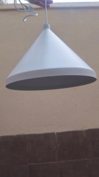 Lámpara colgante IKEA NÄVLINGE blanca