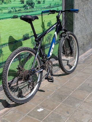 Bicicleta Montaña GT Avalanche 3.0