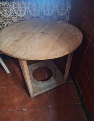 Mesa camilla redonda de madera maciza