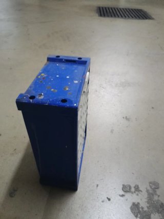 Clasificador de cajones azul con 31 compartimentos