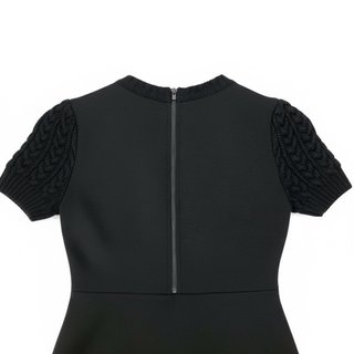 Con etiqueta. Vestido Maje Punto Negro