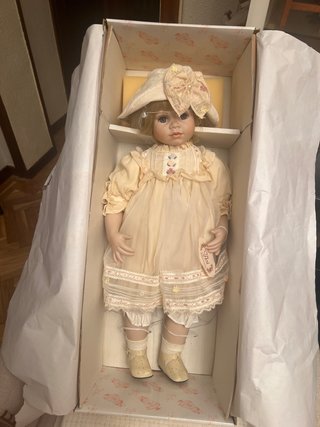 Muñeca de Porcelana 60cm