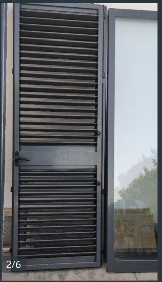 Puerta corredera balconera