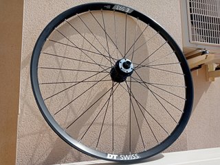26 x30 DT Swiss enduro rueda trasera ebike nueva