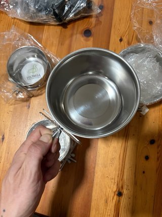 4 Tazones Metálicos para Aves Loros