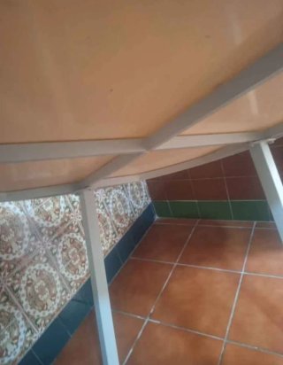 Mesa redonda cristal y metal
