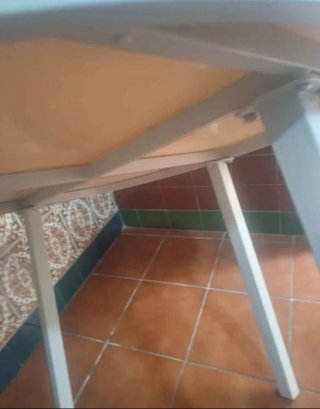 Mesa redonda cristal y metal