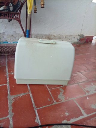 Máquina de coser Alfa