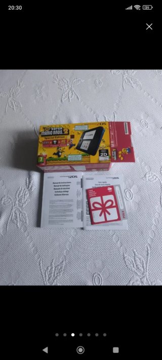 Nintendo 2DS Negra + Accesorios