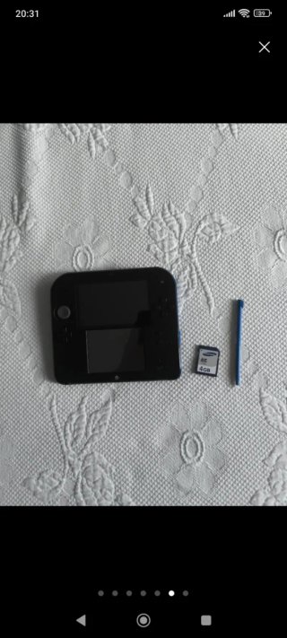 Nintendo 2DS Negra + Accesorios