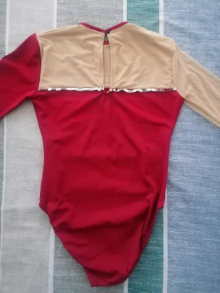 Mallot gimnasia rítmica granate y beige talla S-M