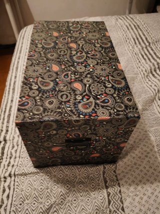Baúl vintage estampado