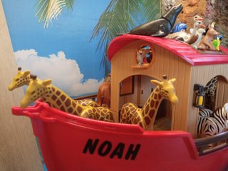 Playmobil Arca de Noé con 45 animales+Noe y esposa