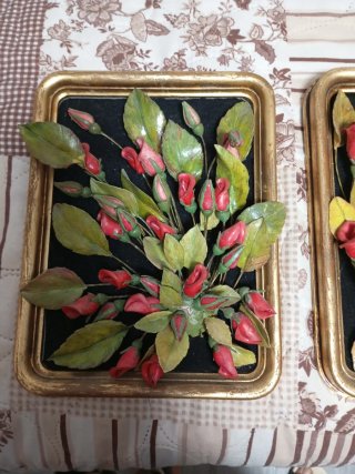 Cuadros decorativos de rosas dorados