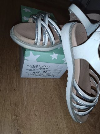 Sandalias niña talla 34