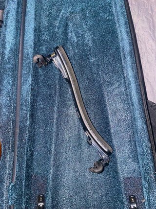 Violín con estuche y arco