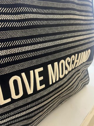 Bolso XL de Love Moschino original