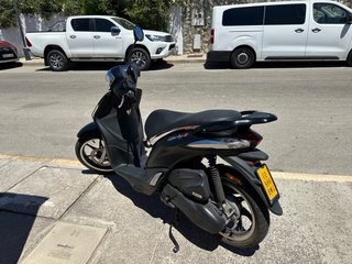 Piaggio Liberty 50cc Scooter Negra
