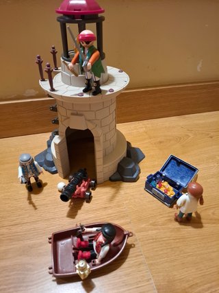 Playmobil Faro Pirata con Accesorios