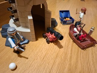 Playmobil Faro Pirata con Accesorios