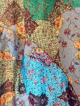 Falda larga estampada patchwork nueva