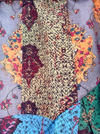 Falda larga estampada patchwork nueva