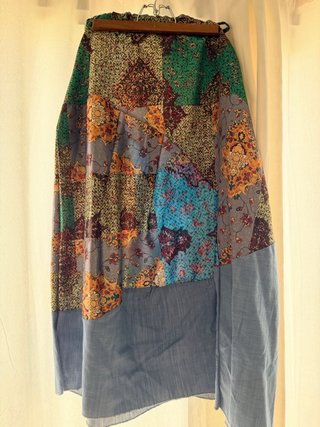 Falda larga estampada patchwork nueva