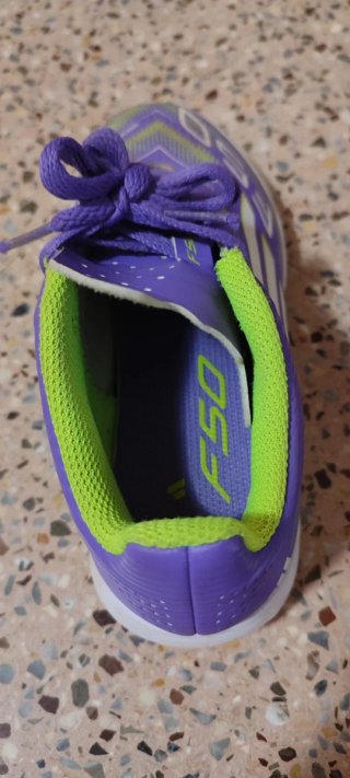 (Talla 29 )Zapatillas Adidas F50 Fútbol Morado/Ver