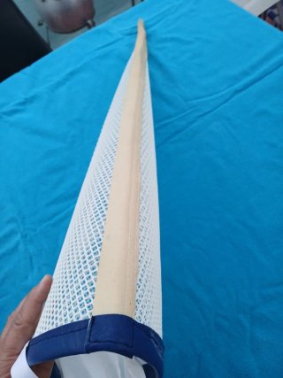 Capirote Nazareno Blanco y Azul