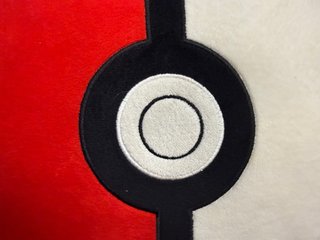 Cojín Peluche Pokeball Pokemon