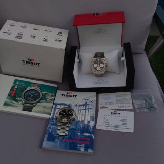 Tissot PRX Chronograph Automático 42mm