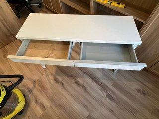 Escritorio blanco moderno
