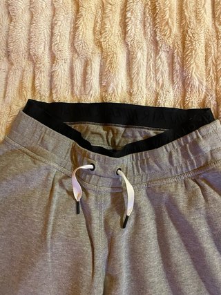 Pantalones Nike Gris