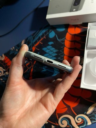 Google Pixel 8 Gris + funda original