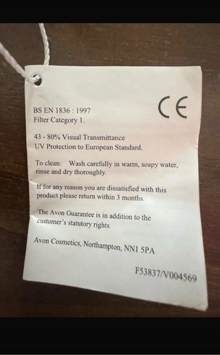 Óculos de sol com proteção UV