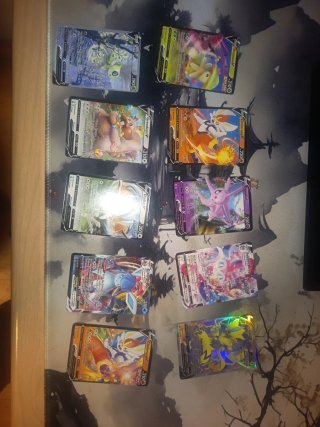 Caja de Cartas Pokémon PRECIO NEGOCIABLE