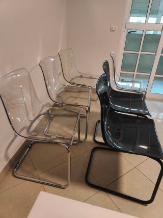 Sillas Tobías Ikea transparentes y negras