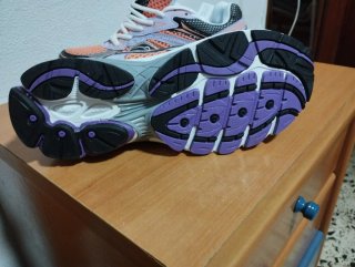 Zapatillas Saucony Naranja y Morado