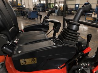 MINI excavadora NIXA X100