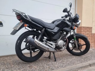 Yamaha YBR125 Negra