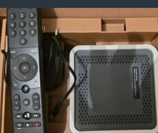 UHD TV con mando