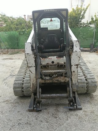 Bobcat T300