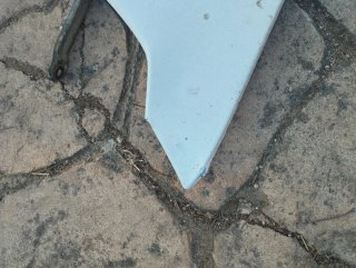 Capó Peugeot 205