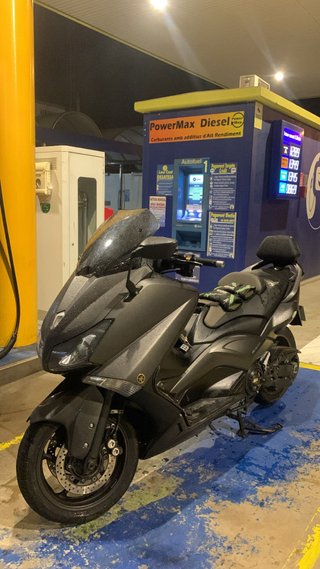 Yamaha Tmax 530 averiada NEGOCIABLE