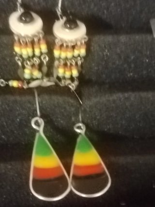 Pendientes vintage multicolor y plateados