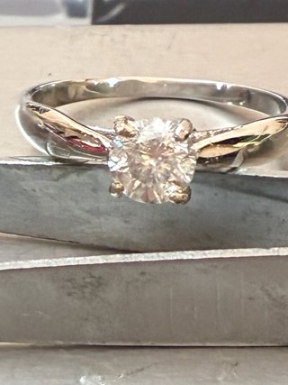 Anillo Oro 18k 0.72 Ct Diamante Natural