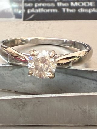 Anillo Oro 18k 0.72 Ct Diamante Natural