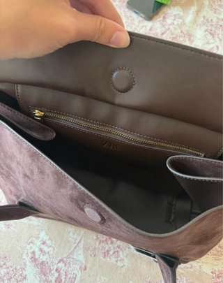 Bolso piel serraje Zara