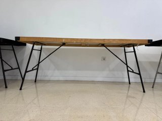 Mesa de madera para eventos
